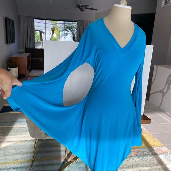 Norma Kamali | Dresses | Norma Kamali Everlast Modern Sculpture Dress |  Poshmark